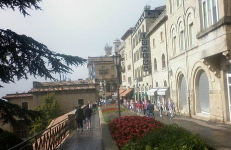 San Marino Outlet Market