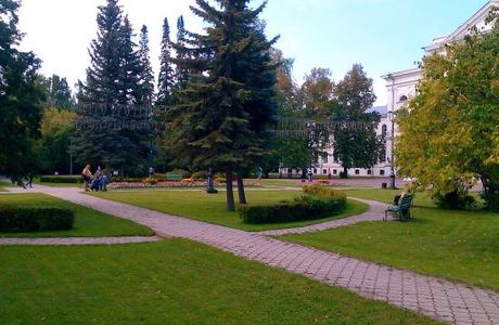 Universitetskaya Roshha
