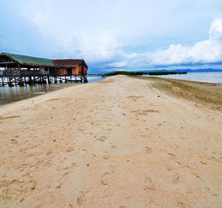 Buntod Beach