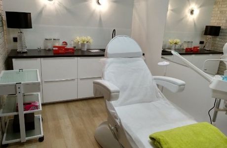 For You Hair & MediSpa