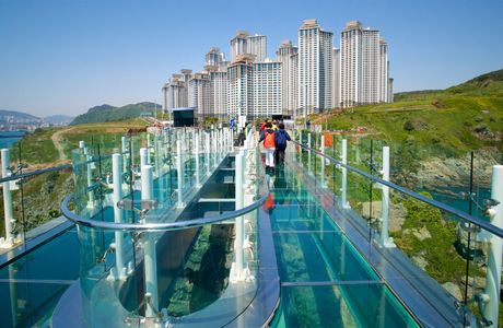 Oryukdo Skywalk