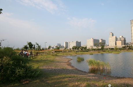 Sangdong Lake Park