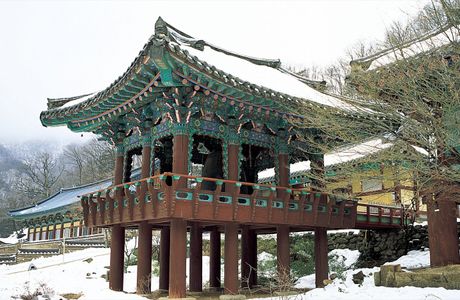Sinheungsa Temple