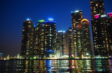 The Bay 101 Yacht Club