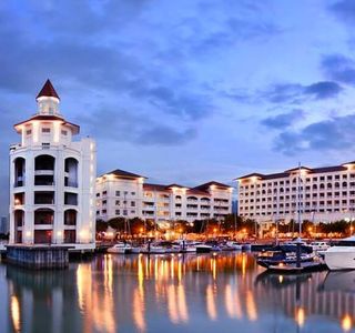 Straits Quay