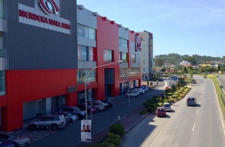 Bintang Megamall Shopping Complex