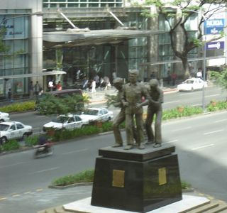 Ninoy Aquino Monument