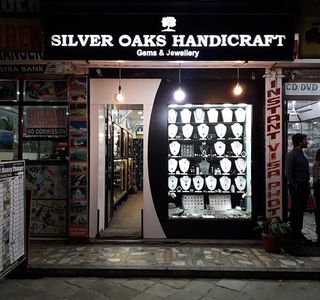 Silver Oaks Handicraft