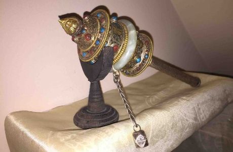 Om Handicrafts