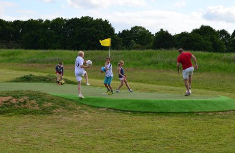 Wokingham Family Golf