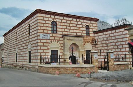 Saray Hamami