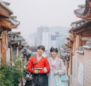 Seohwa Hanbok
