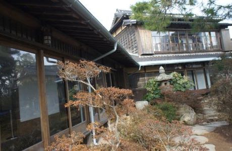 Japanese-style House in Sinheung-dong (Hirotsu House)
