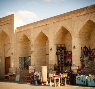 Taqi-Telpakfurushon Market