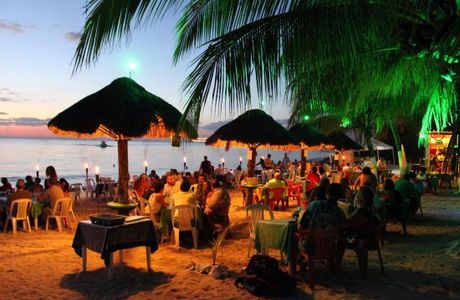 Alberto's Beach Bar Restaurant
