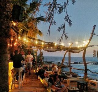 Kina Handcrafted Bar