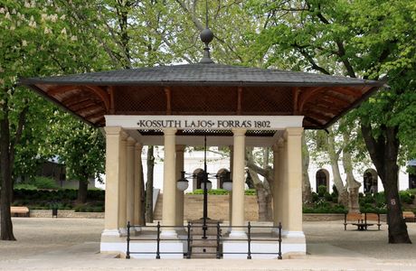 Kossuth Lajos Drinking Hall