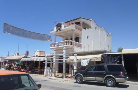 Cholla Mall