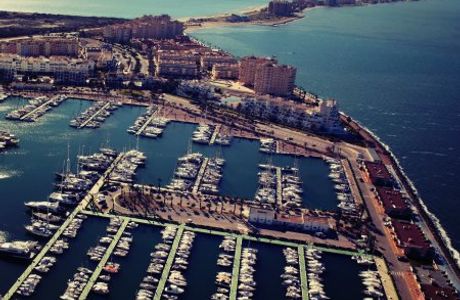 Puerto Deportivo Tomas Maestre