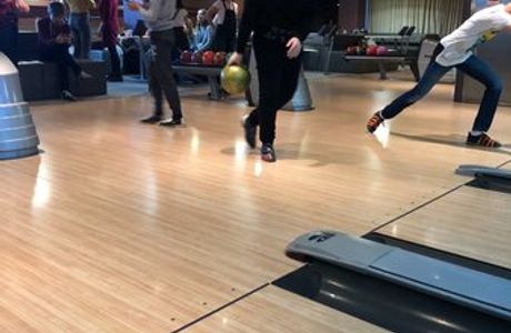 Bowling Gulliver