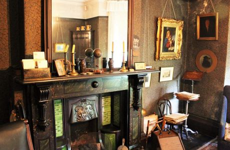Mr Straw's House