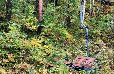 Chairlift to Mountain Tserkovka