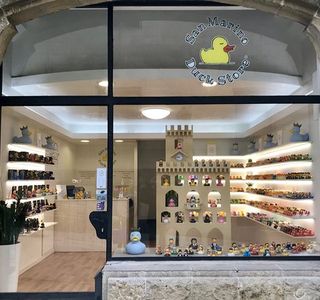 San Marino Duck Store