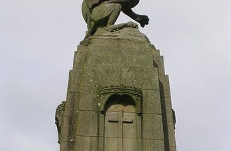 War Memorial - Cofeb rhyfel