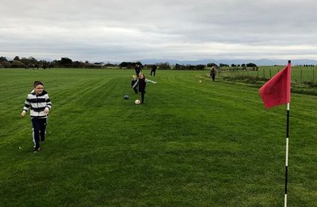 Llyn Golf