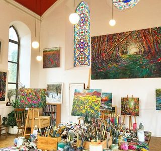 Julie Dumbarton Fine Art Painter