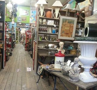 River Market Antiques