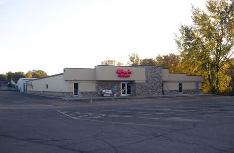Ron's Warehouse