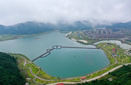 Chongqing Swan Lake Scenic Area