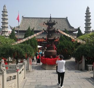 Xiangguo Temple