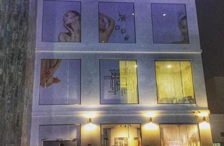 Casa 77 Ladies Salon & Spa