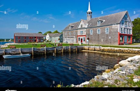 Shelburne's Historic Waterfront Museums By The Sea