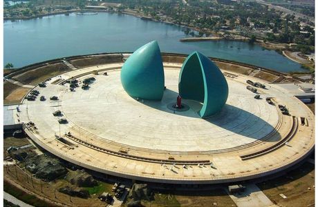 Al-Shaheed Monument