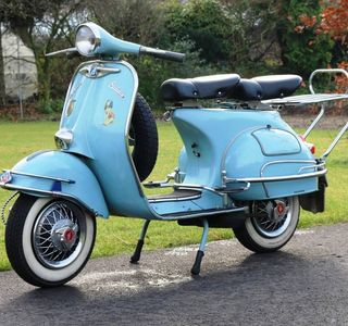 Vespa Garazh