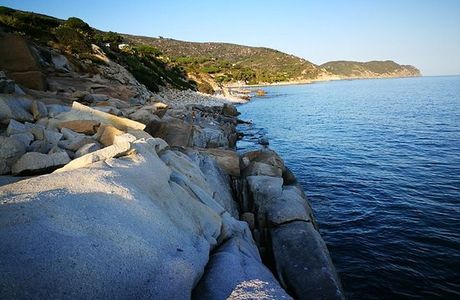 Scogliera delle Piscine