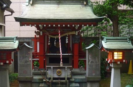 Hannoki Inari Shrine
