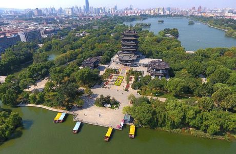Daming Lake