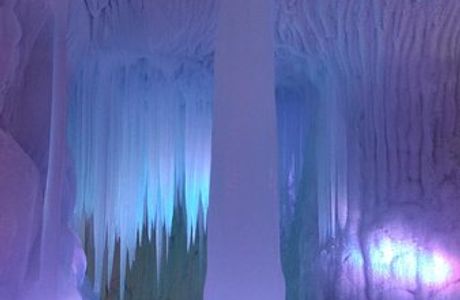 Wan-nian Ice Cave