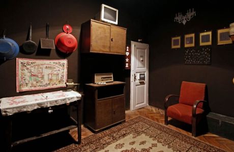 Trap Escape Room