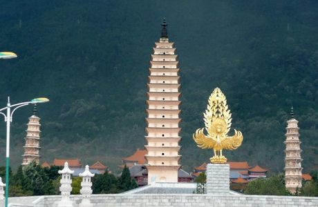 Dali Erhai Tianjing Temple