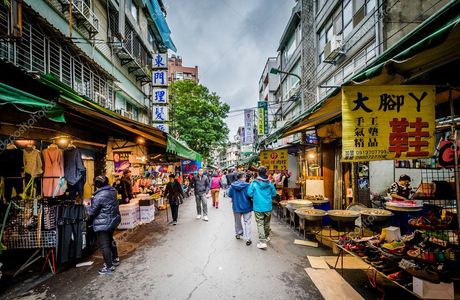 Dongmen Market
