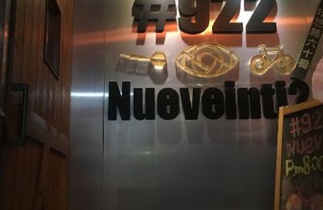 922 Nueveinti 2