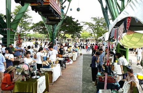 Xindong Market