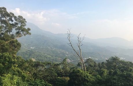 Guanzi Hill (Guan Zi Ling)