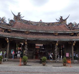 Dalongdong Bao An Temple