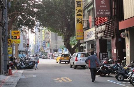 Huayin Street